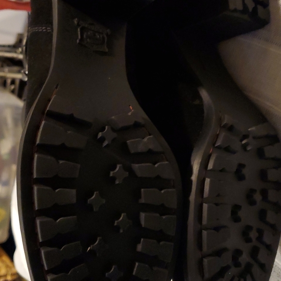 Beautiful suede waterproof booties with double zipper and leather strap detail - Picture 7 of 10